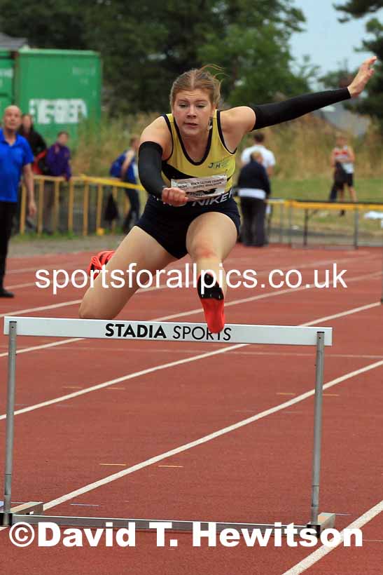Hurdles, 2022 NEGP Monkton 5, Wednesday, July 20th. Photo: David T. Hewitson/Sports for All Pics